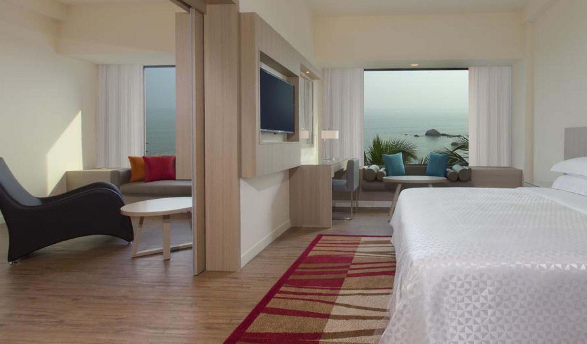 Mercure Penang Beach Tanjung Bungah  Esterno foto