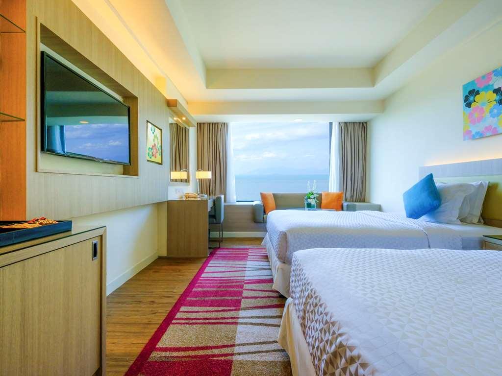 Mercure Penang Beach Tanjung Bungah  Camera foto