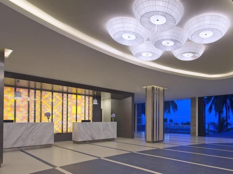 Mercure Penang Beach Tanjung Bungah  Esterno foto