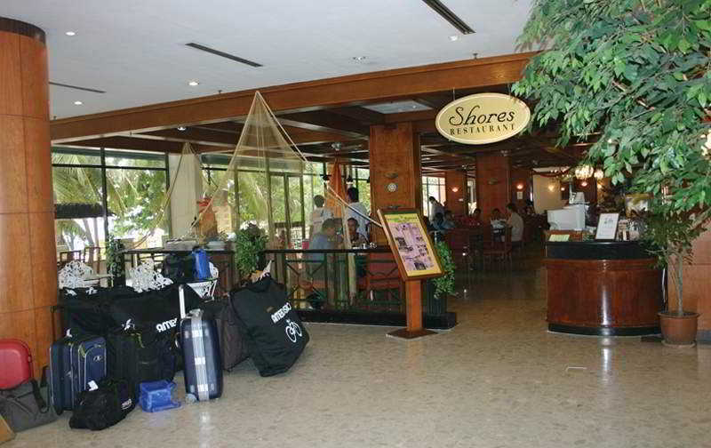 Mercure Penang Beach Tanjung Bungah  Esterno foto