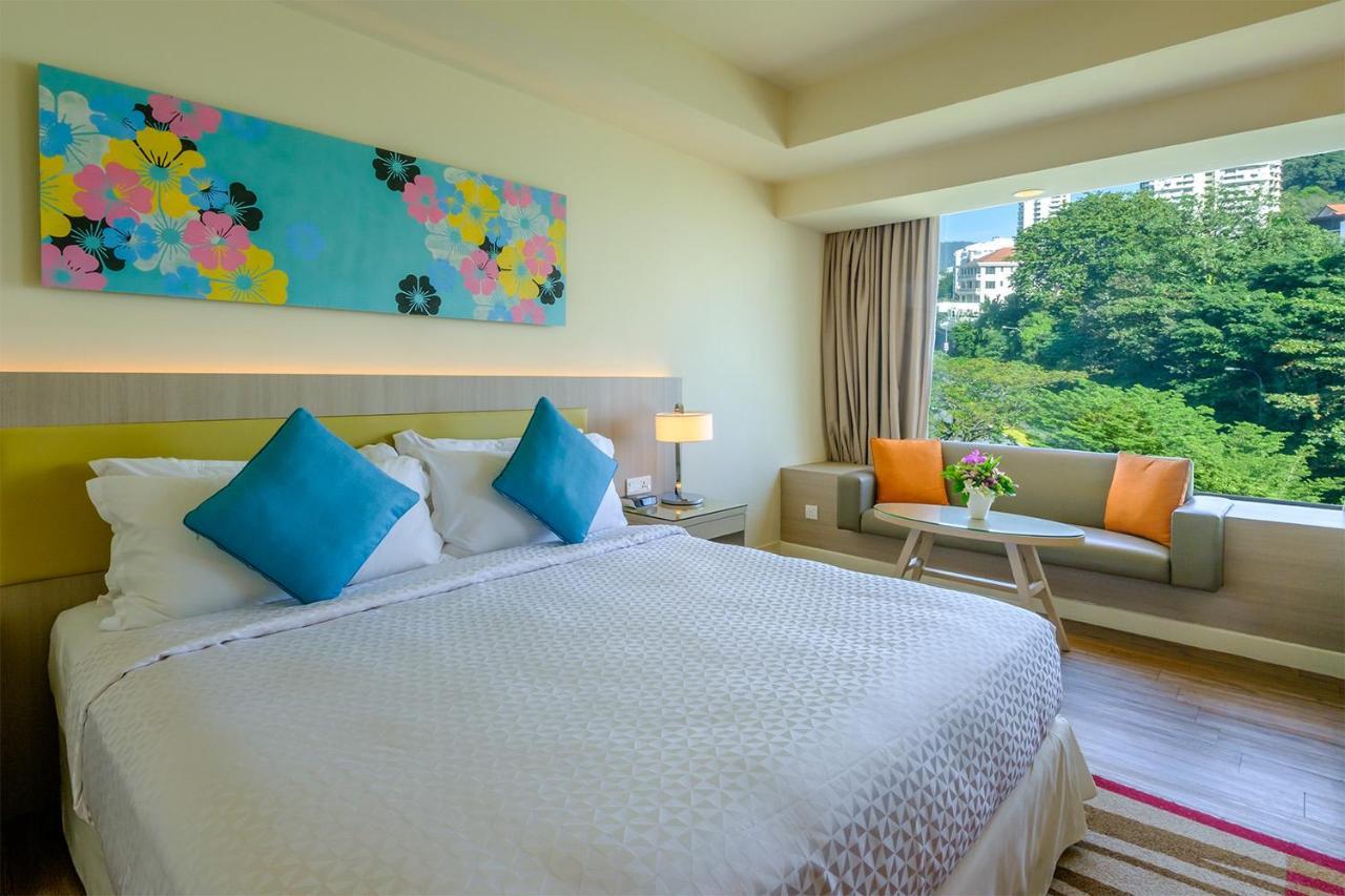 Mercure Penang Beach Tanjung Bungah  Esterno foto